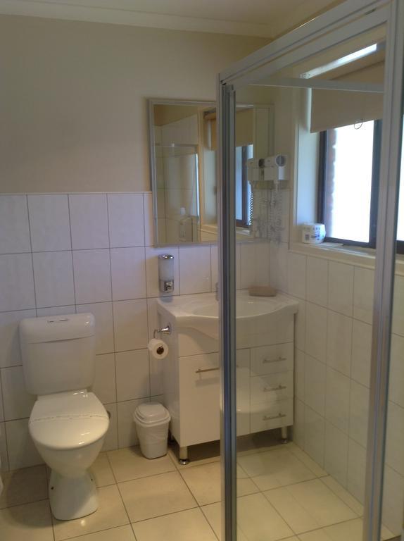 Melton Motor Inn And Apartments חדר תמונה