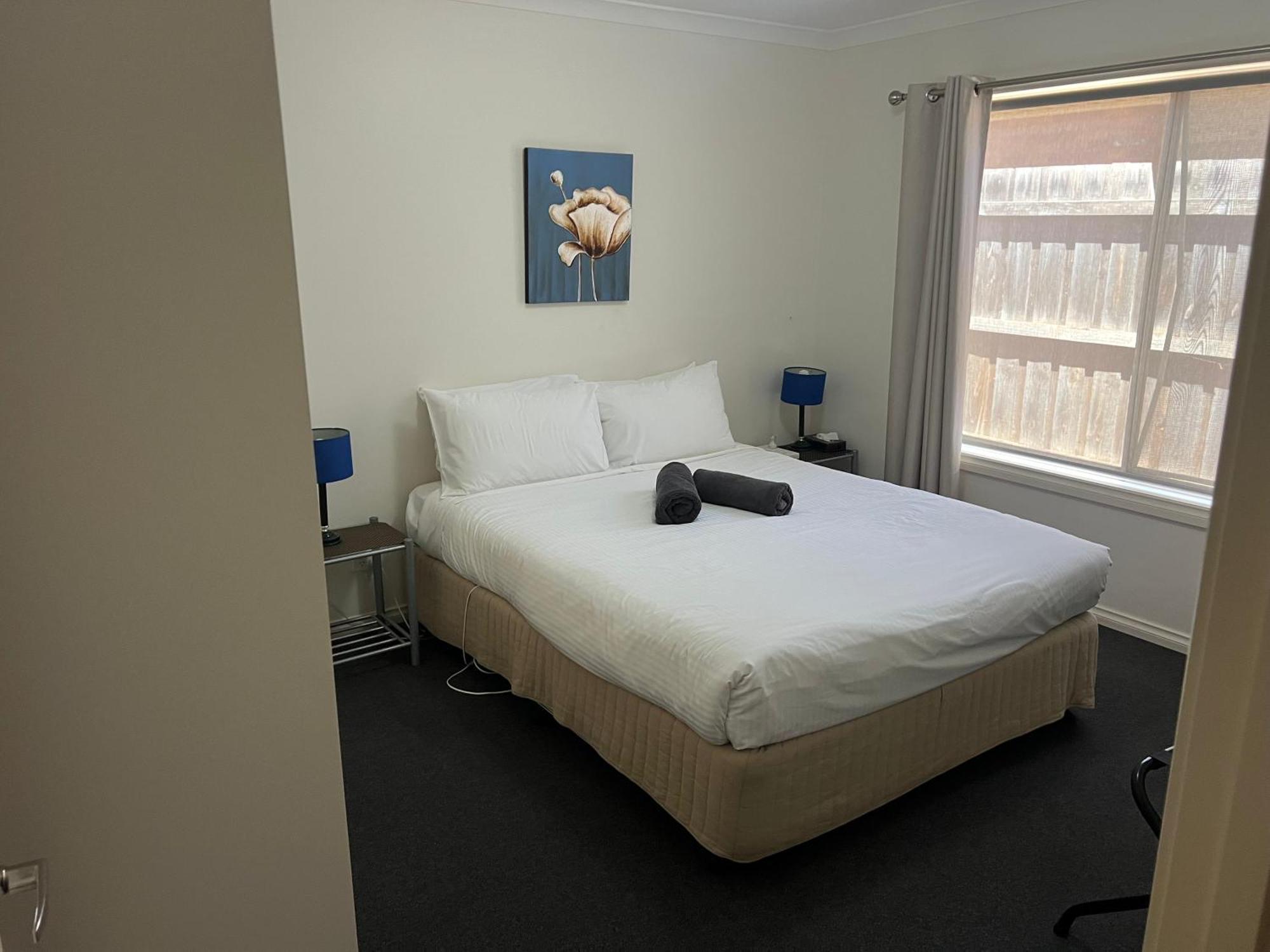 Melton Motor Inn And Apartments מראה חיצוני תמונה